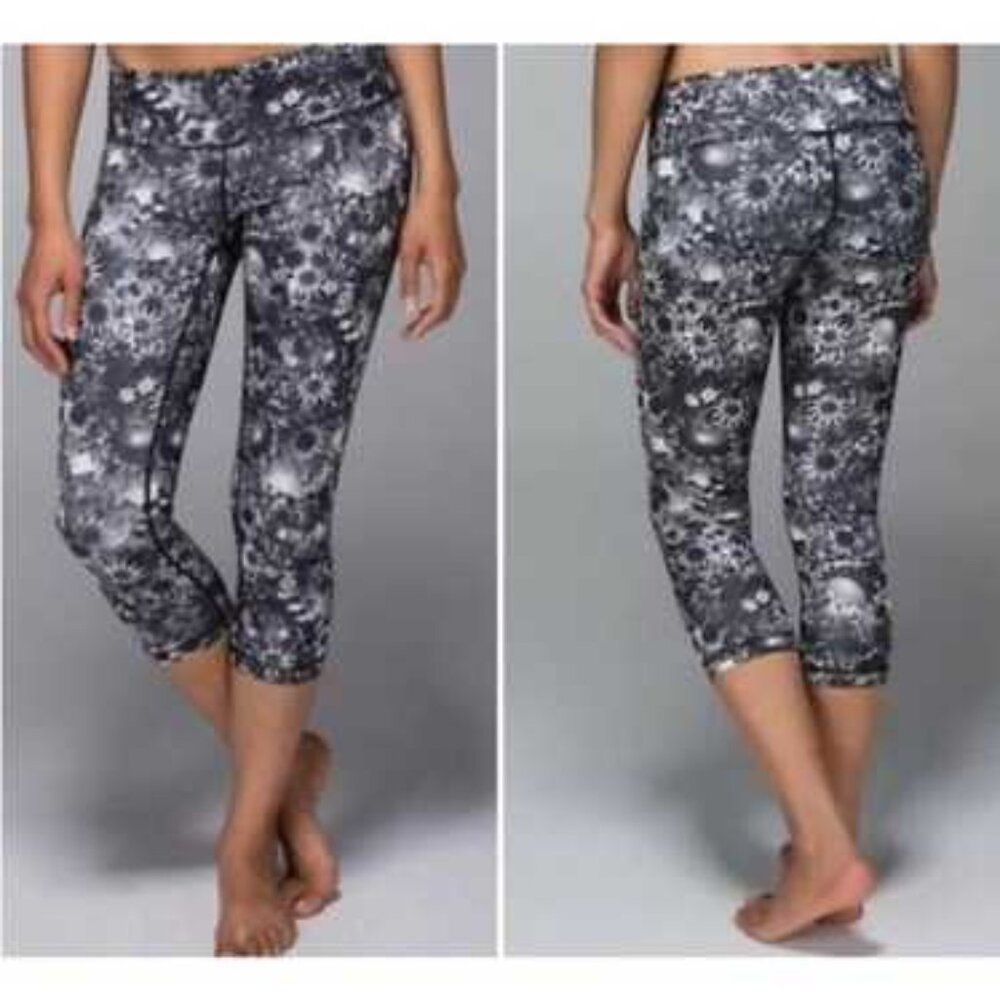 Lululemon Wunder Under Crop 21" Luxtreme Flowabunga Black Angel Wing/Black